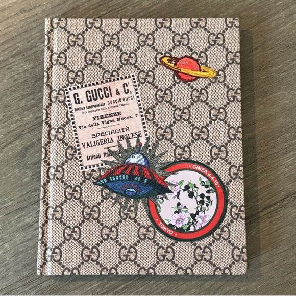 NIP “MY GUCCI BOOK” Journal Gucci x Oggi Magazine 2017 Japan Exclusive - Picture 3 of 16